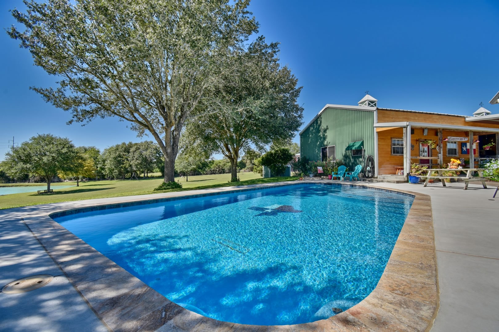 Morrison Cool Wave Pools Brenham, TX (979) 3470234