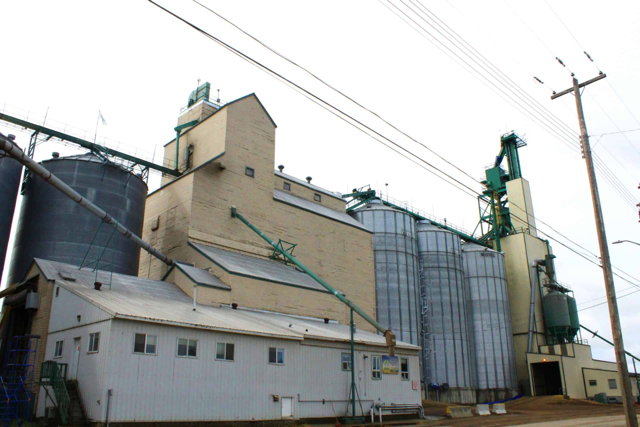 A Prairie Tradition adding value through cooperation • Cooperatives