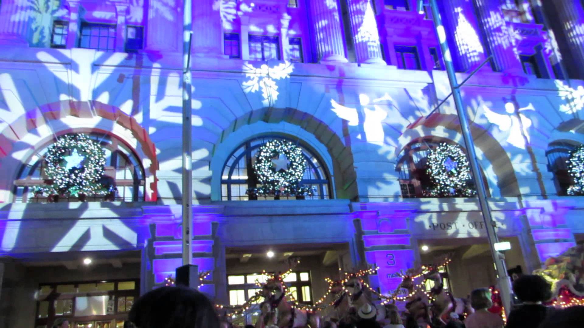 Perth Christmas Lights Switch On weekend Cooper Cottages