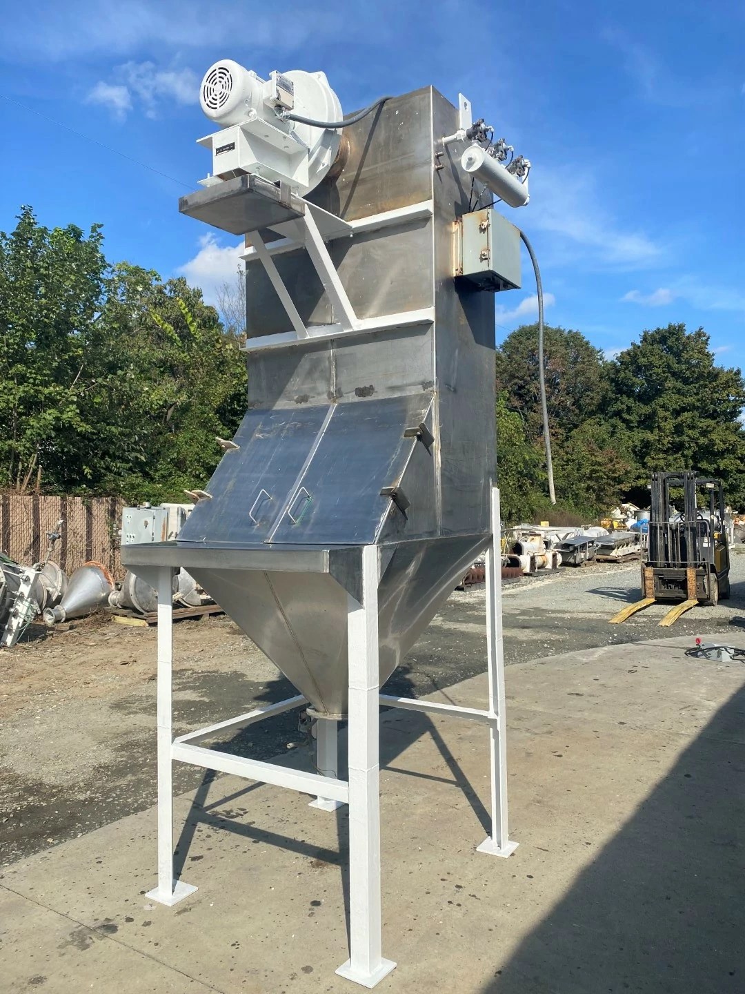 C.P. ENVIRONMENTAL STAINLESS STEEL BAG DUMP STATION WITH DUST COLLECTOR