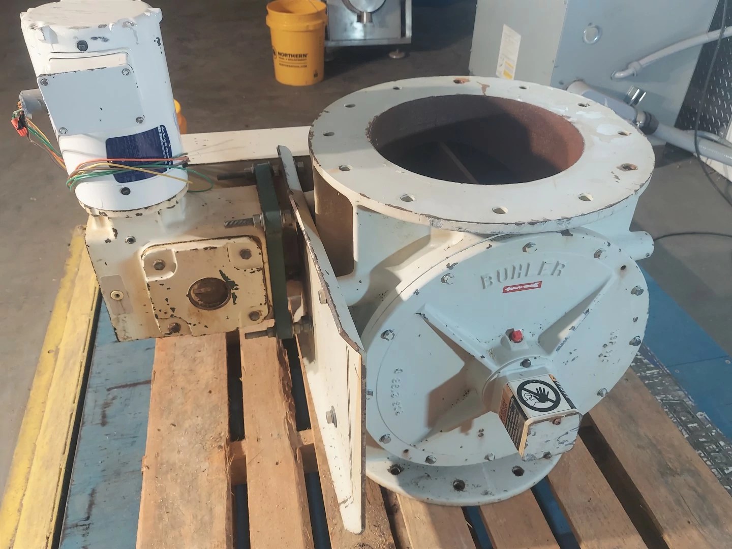 12” BUHLER ROTARY AIRLOCK WITH DRIVE Cooper Industries LLC
