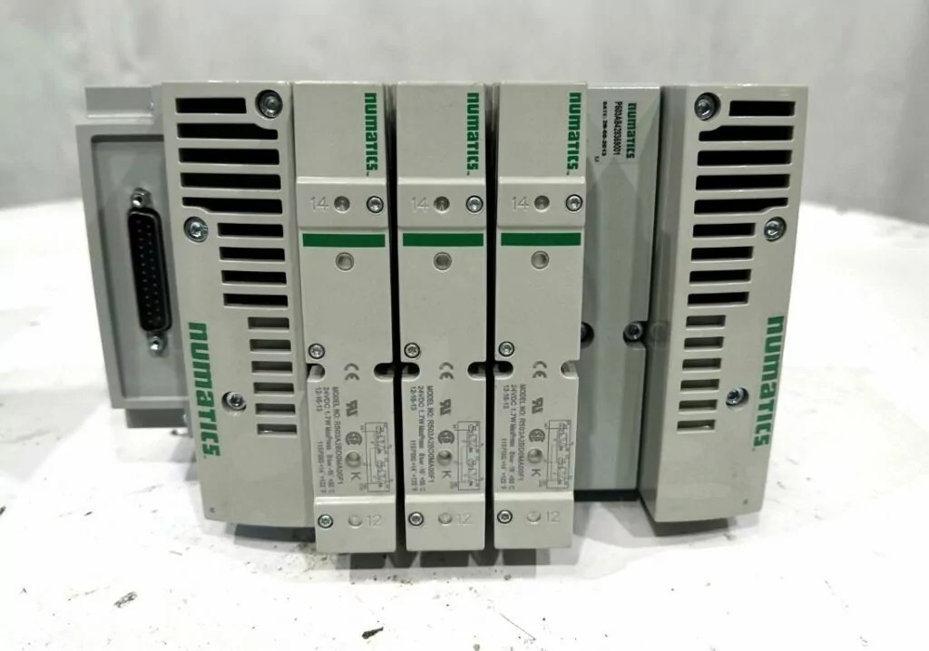 NUMATICS 3 SOLENOID BANK MODEL R503A2BD0MA00F1 Cooper Industries LLC
