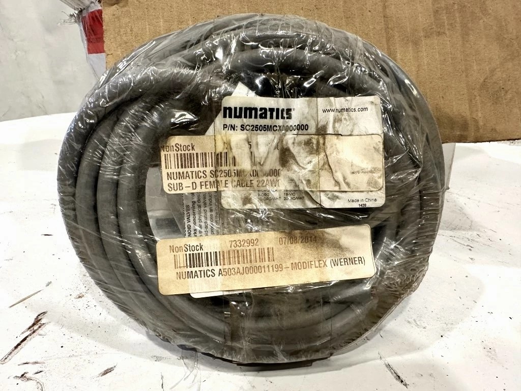 NUMATICS 3 SOLENOID BANK MODEL R503A2BD0MA00F1 Cooper Industries LLC