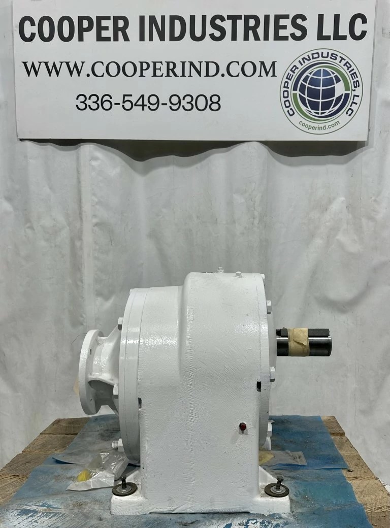 12 hp, 1001.0 MASTER POWER TRANSMISSION GEAR REDUCER ID NO