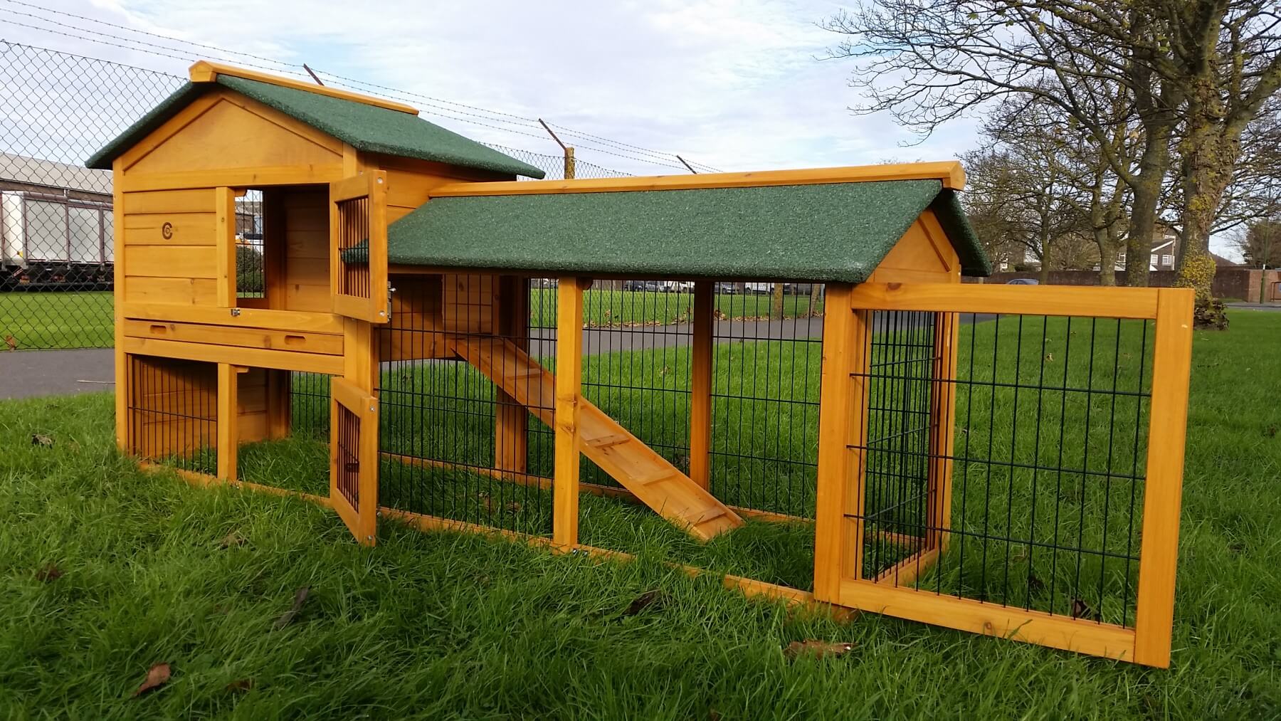Shadow XL Rabbit Hutch Coops & Hutches UK