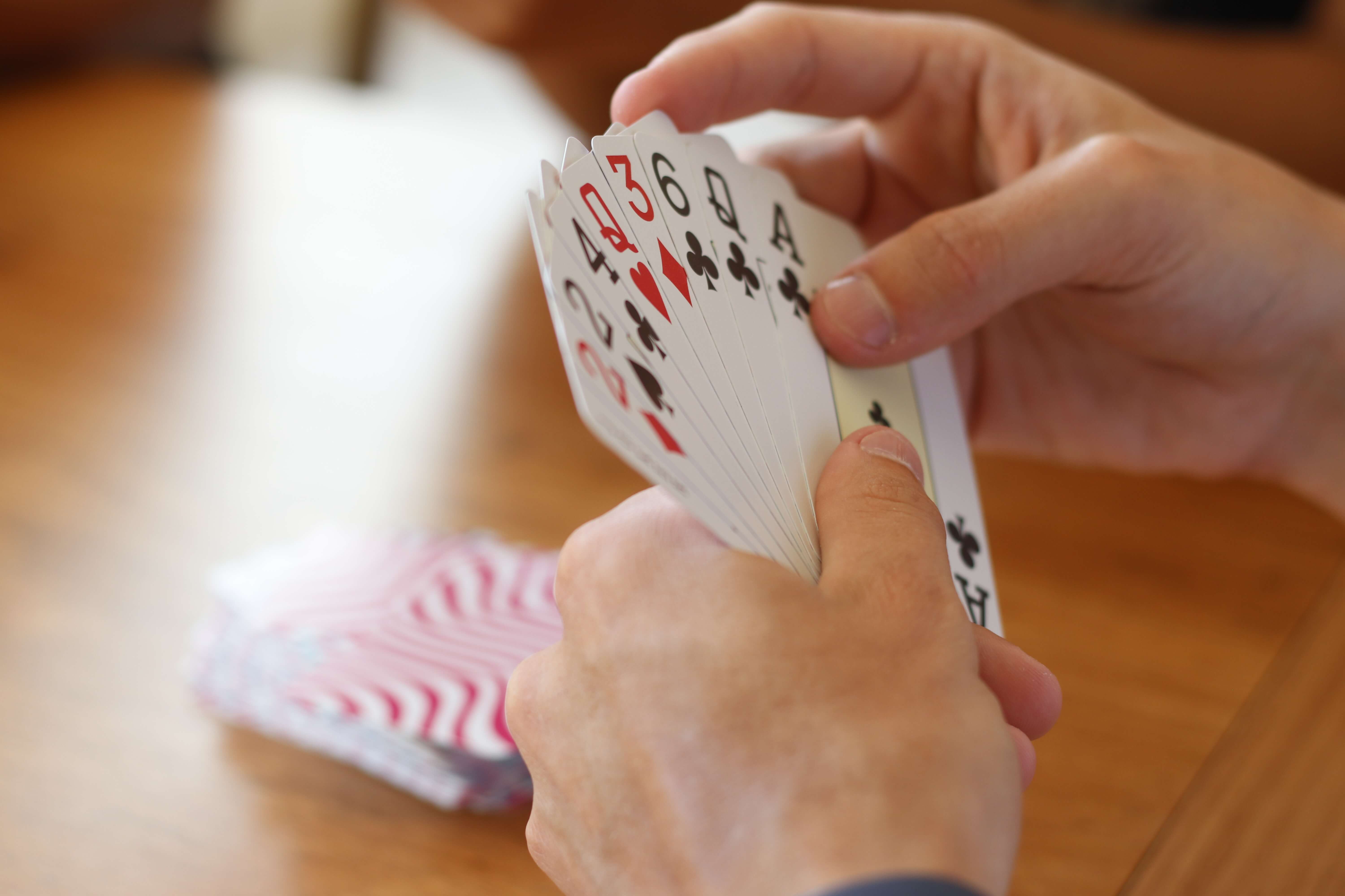 Buraco e Canastra qual é a diferença? Copag