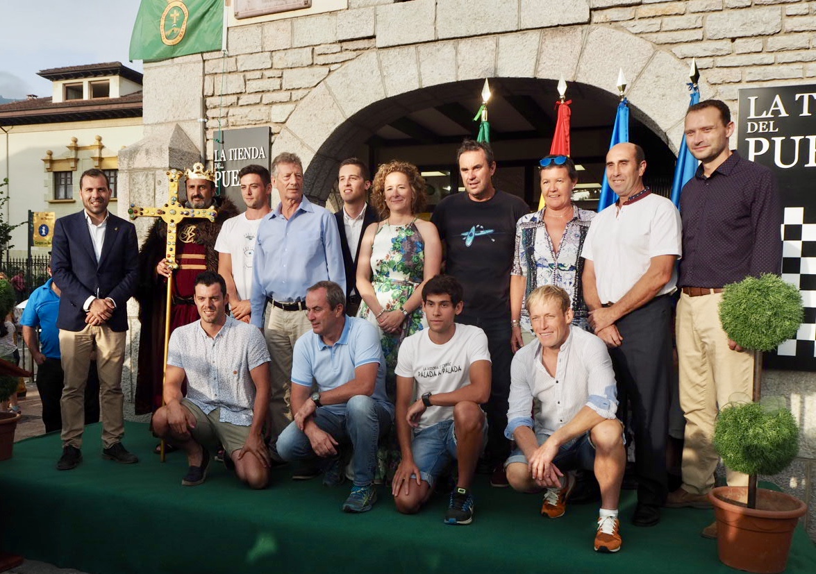 Cangas de Onís se rinde ante sus ocho campeones del Sella Cope