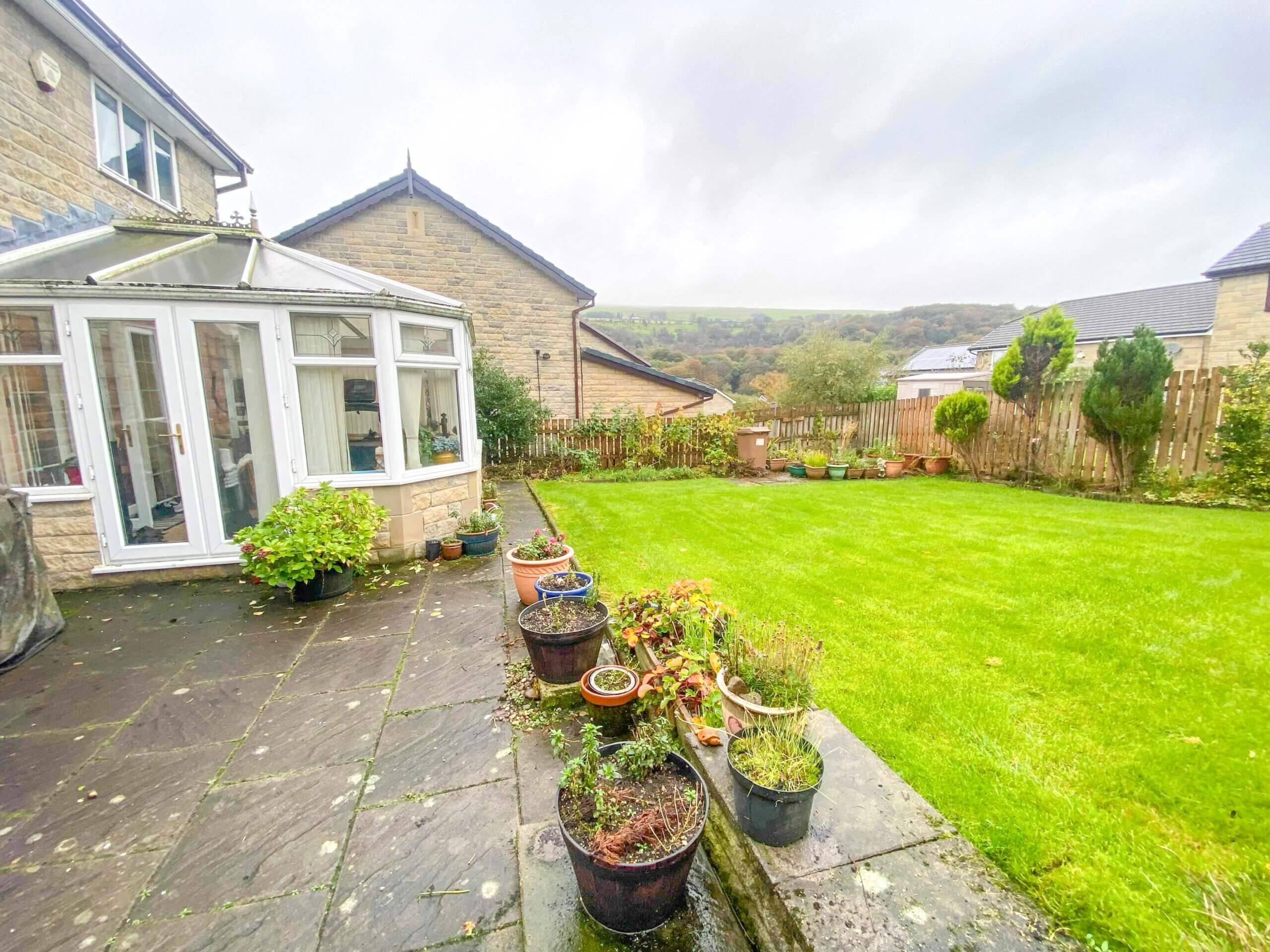 Hollinview Close, Reedsholme, Rossendale Coppenwall Estate Agents