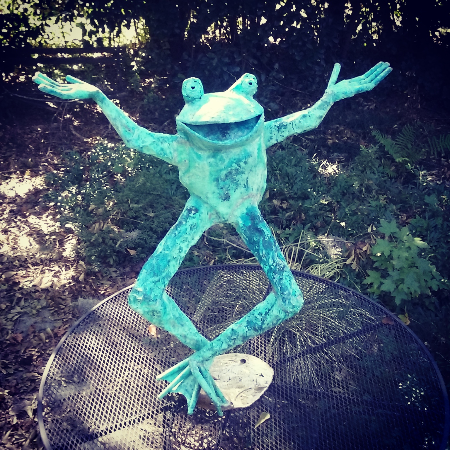 Judy’s Dancing Frog sculpture Beau Smith's Copper Frog