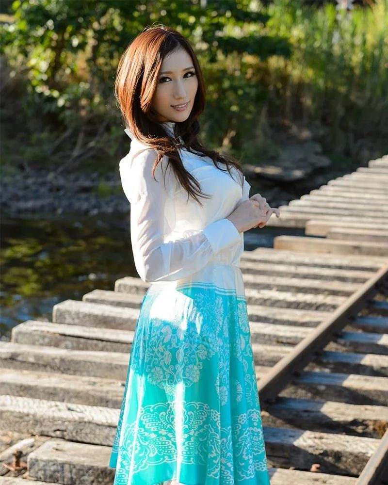 Who Is Julia Boin? Discover the Truth About Her Now!