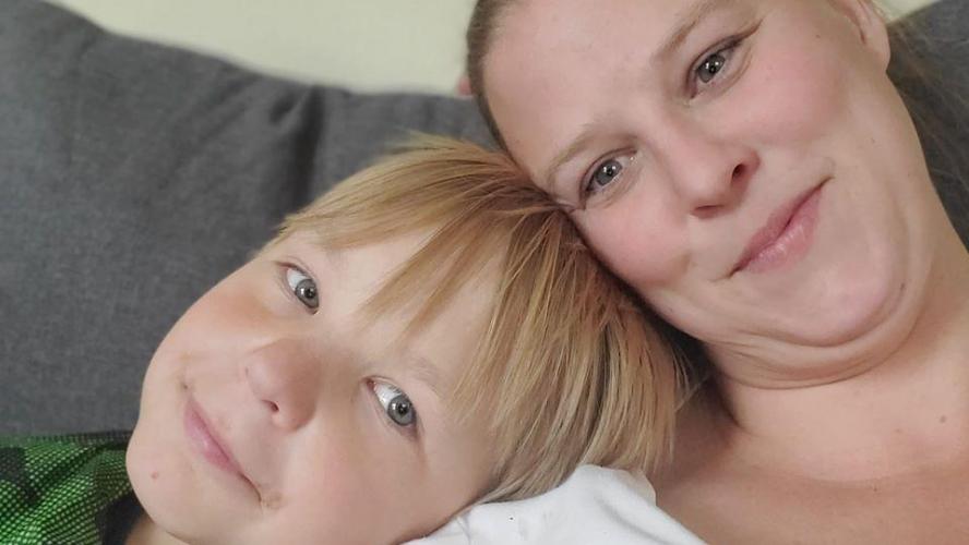 Deux parents tuent leur fils de 11 ans en l’obligeant à