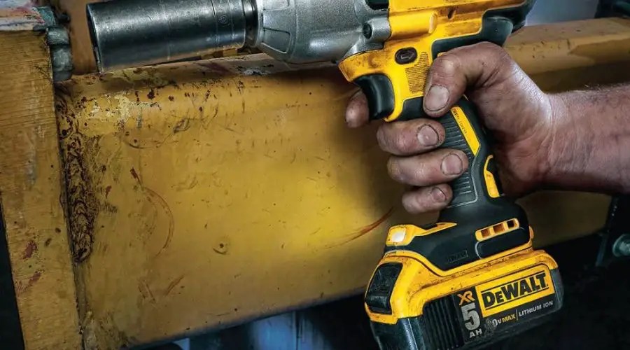 11 Best Cordless Impact Wrench for Changing Tires of 2022 [Expert Reviews & Buyers Guide