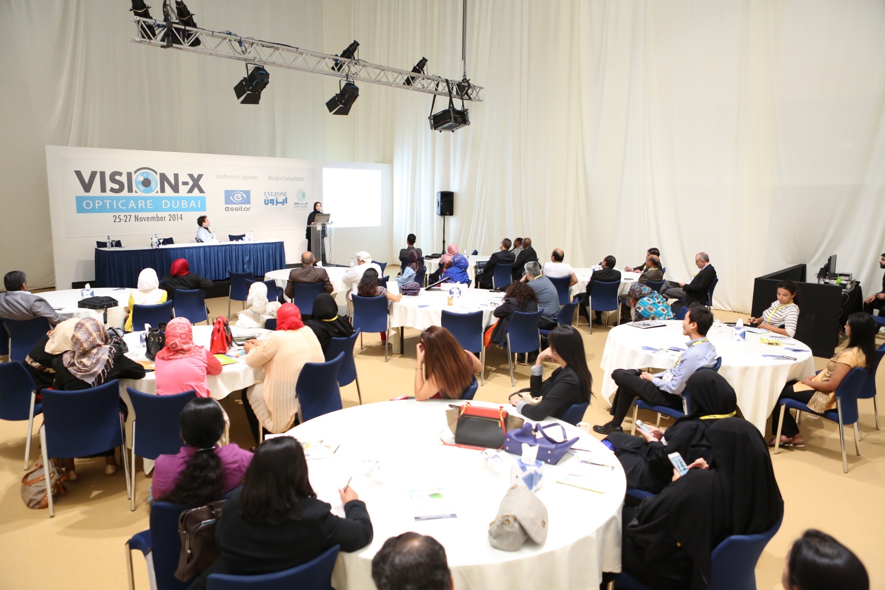 HIGH VISITOR NUMBERS BOOST BUSINESS AT MIDDLE EAST’S LARGEST OPTICAL