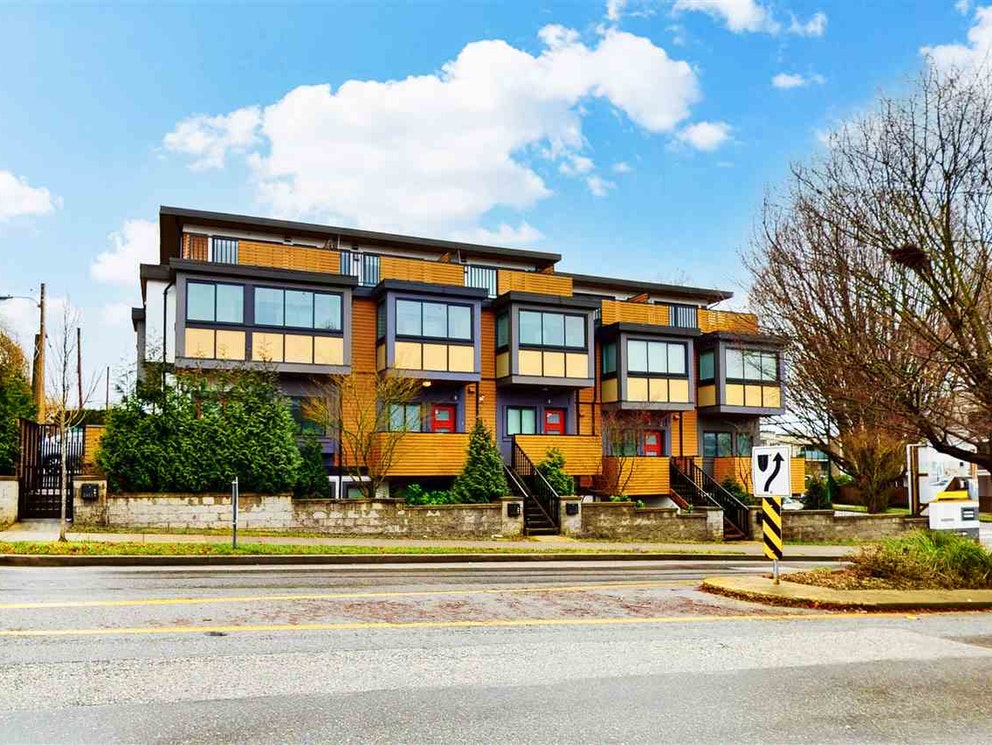 2410 Dundas St, Vancouver Corey Zach