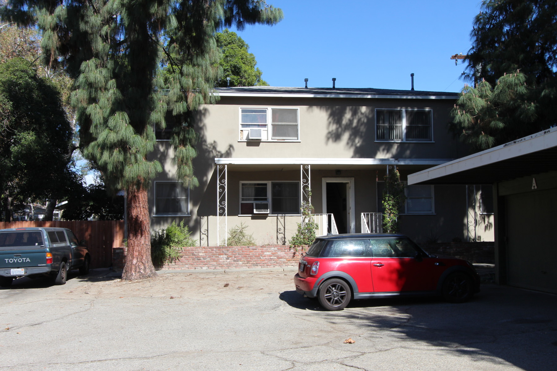 250 Olive St. D, Claremont 91711 Cornerstone Property Management