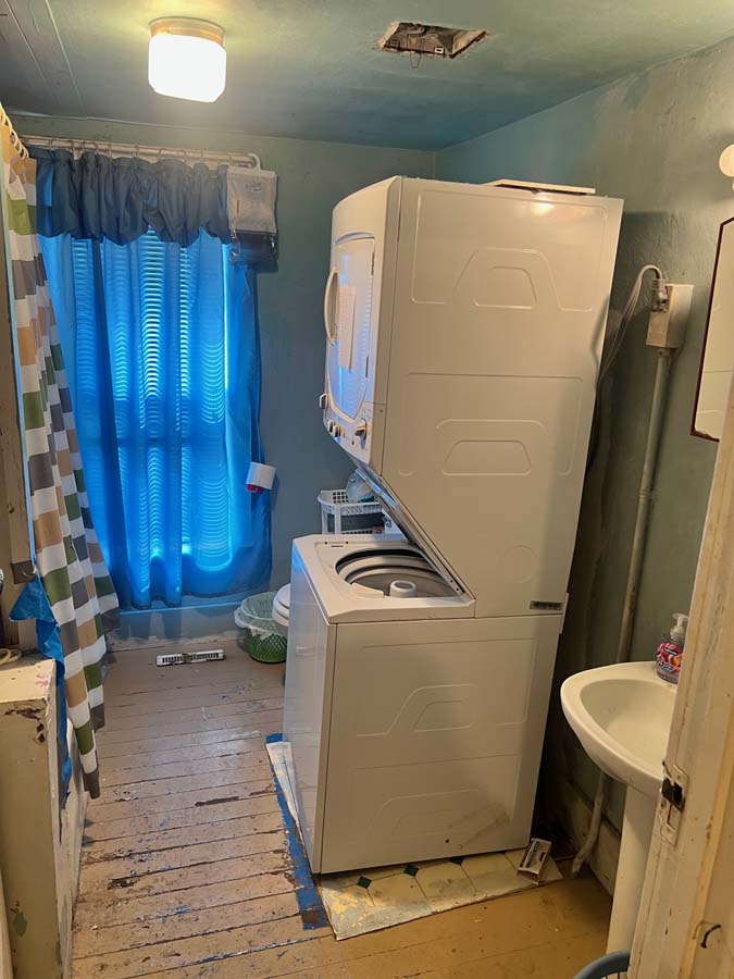 SOLD at Auction 410 E Street Utica, NE 58,000 Cornwell, Inc