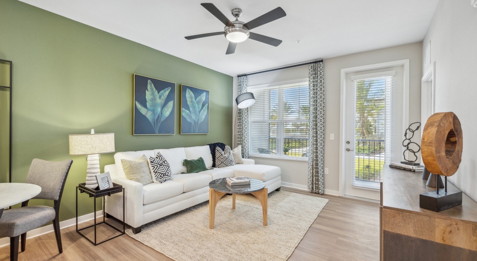 Bainbridge Avenues Walk Corporate Furnished Rentals in Jacksonville