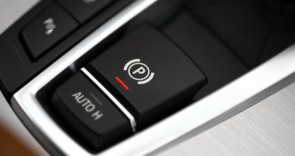 Turn to a Versed Land Rover Specialist in Christi to Deal with Parking