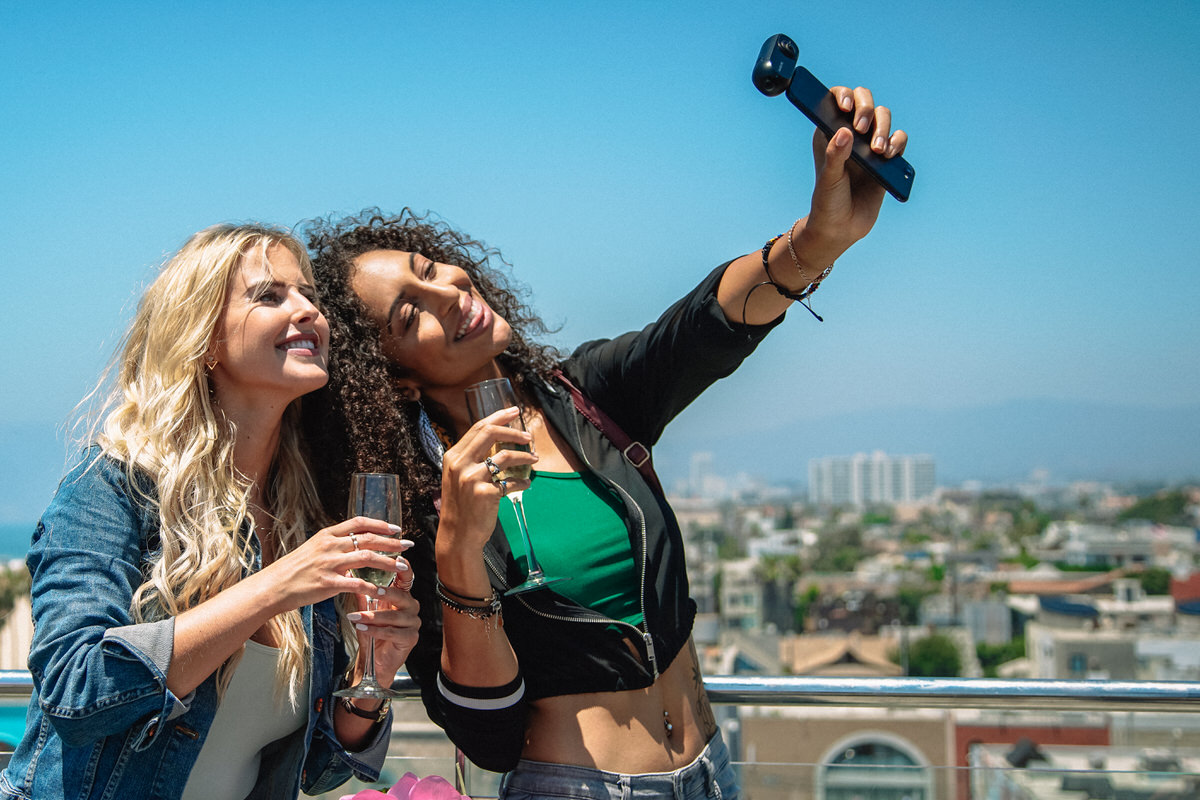 Insta360、ブラックフライデーセール開催 人気の360°カメラを最大50オフで販売 CoRRiENTE.top