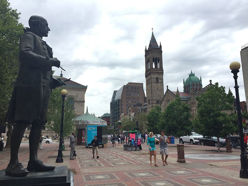 Shipping a car from Boston to Los Angeles Corsia Logistics