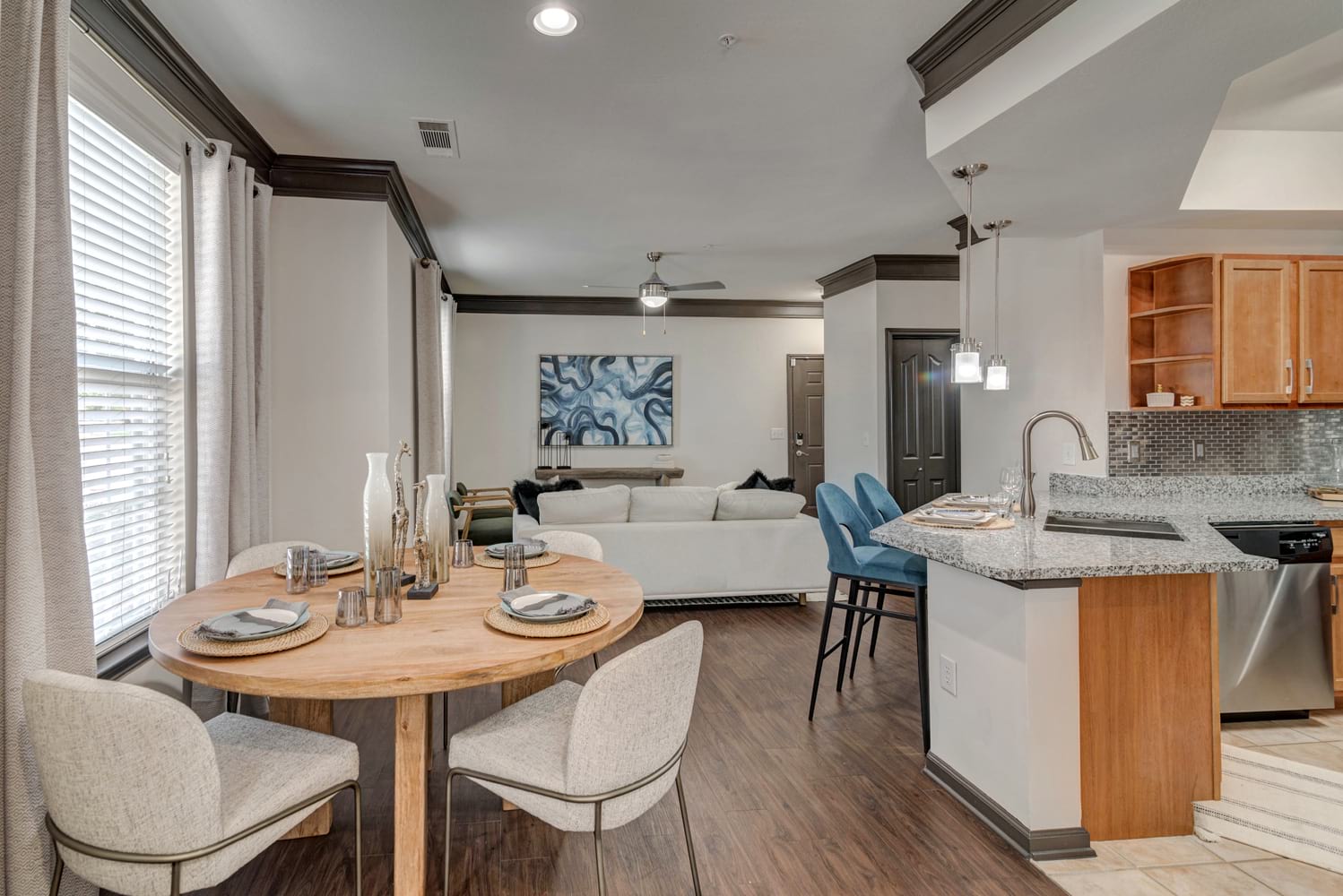 Modern Apartment Photo Gallery Cortland Ridglea