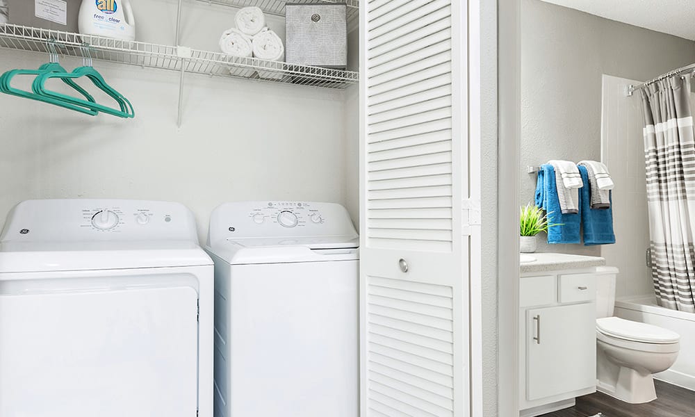 Apartment Photo Gallery Cortland at the Hammocks