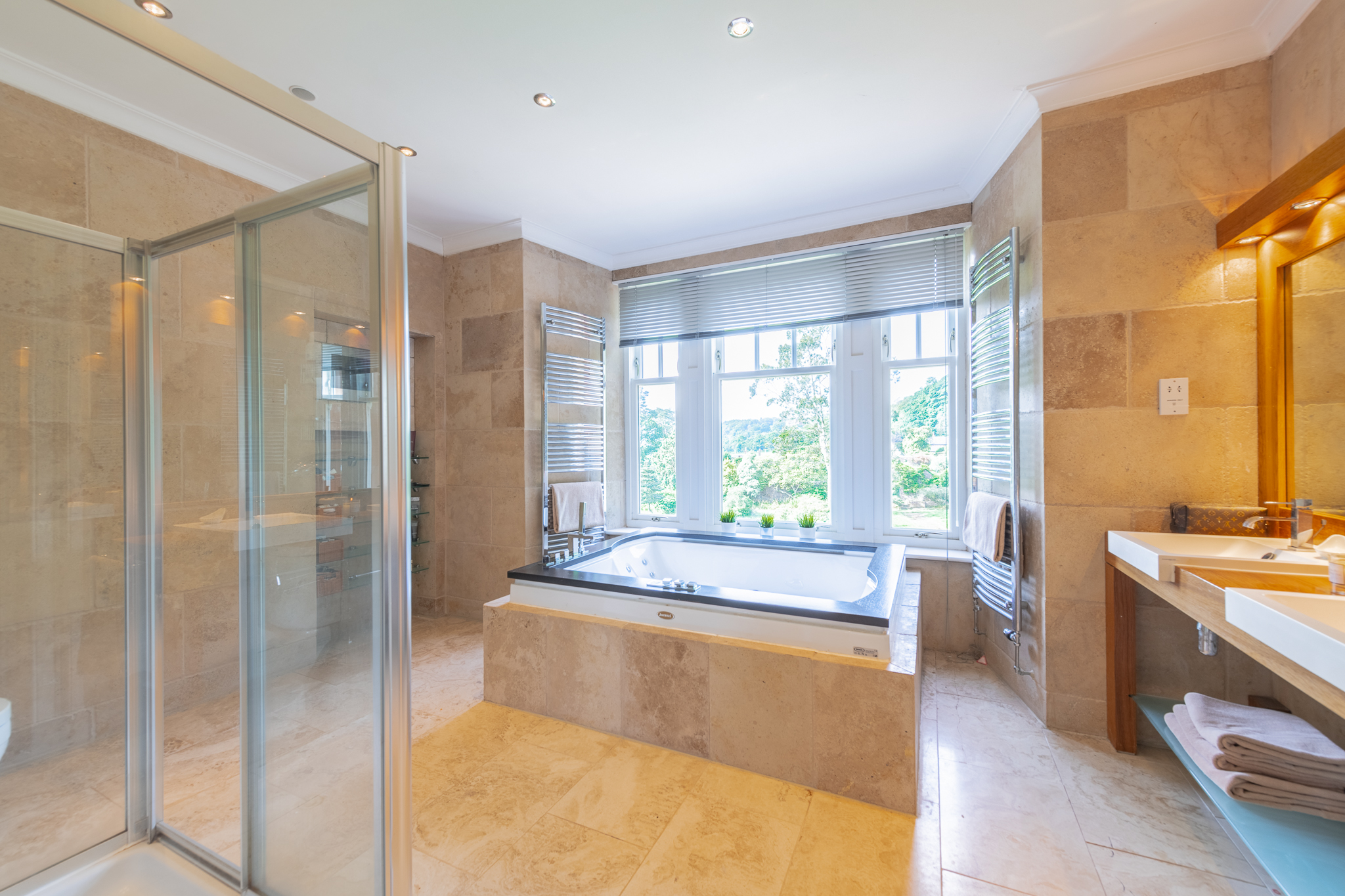 Ashcraig, Shore Road, Skelmorlie, PA17 5HB Corum Property