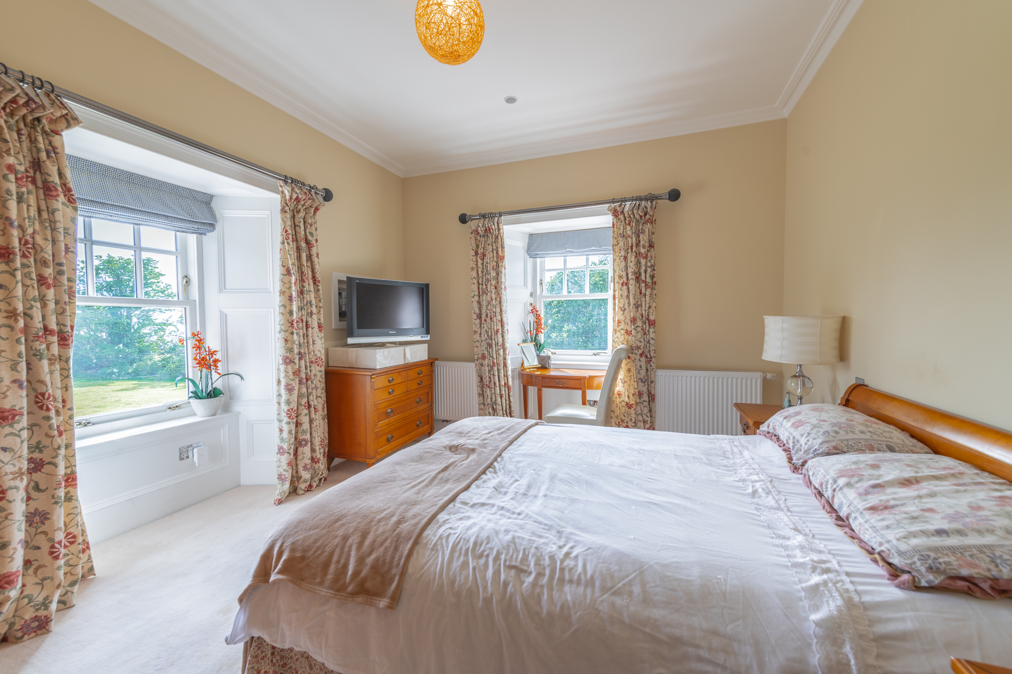 Ashcraig, Shore Road, Skelmorlie, PA17 5HB Corum Property