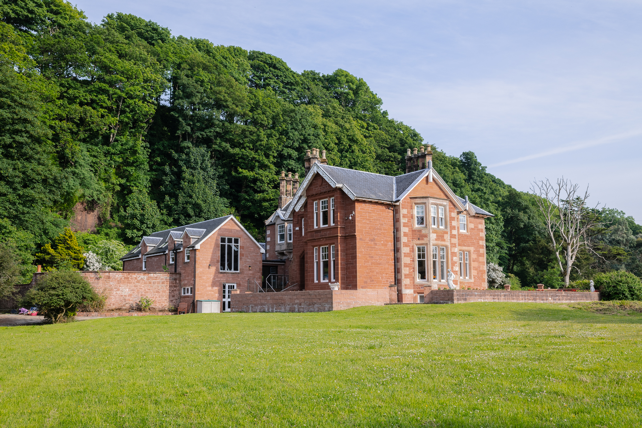 4 Castle Gardens, Buchanan Castle Estate, Drymen, G63 0HT Corum Property