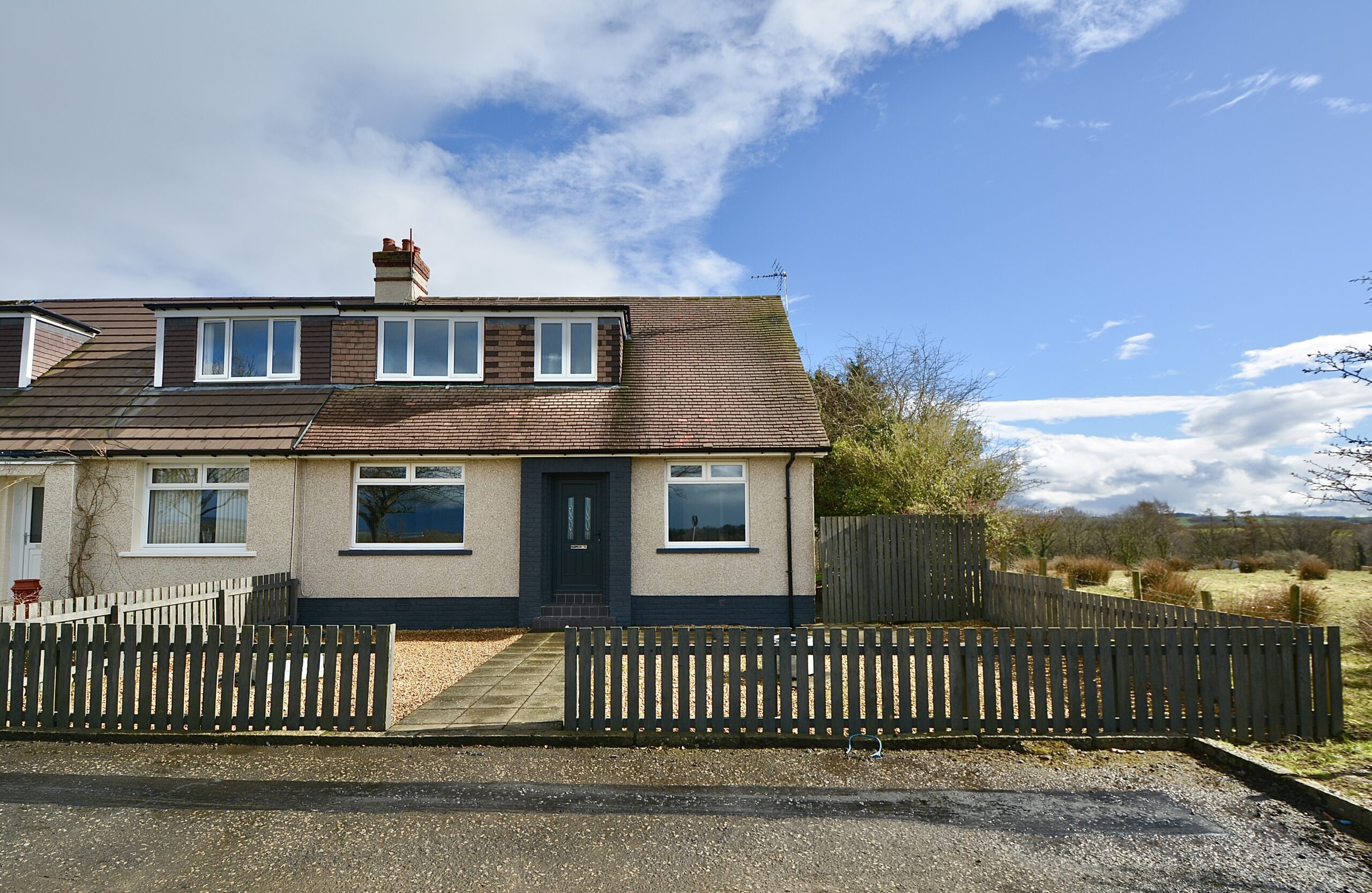 16 Braeside, Annbank, KA6 5EW Corum Property