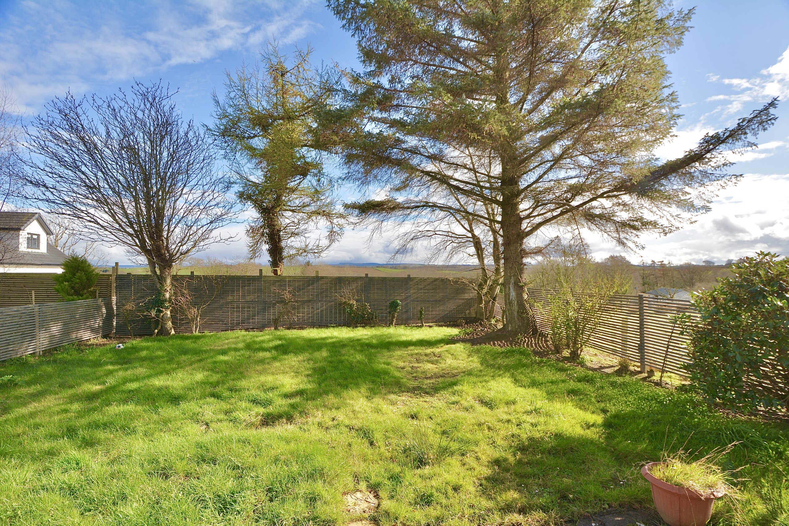 16 Braeside, Annbank, KA6 5EW Corum Property