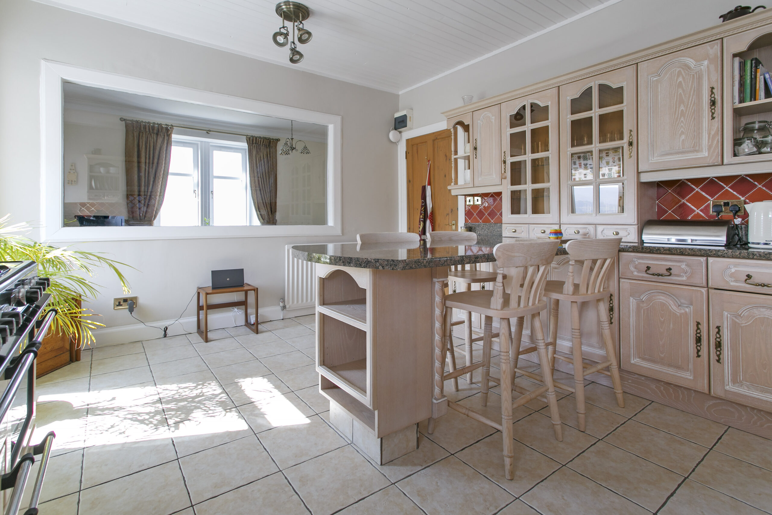 9 Routenburn Road, Largs, KA30 8QA Corum Property