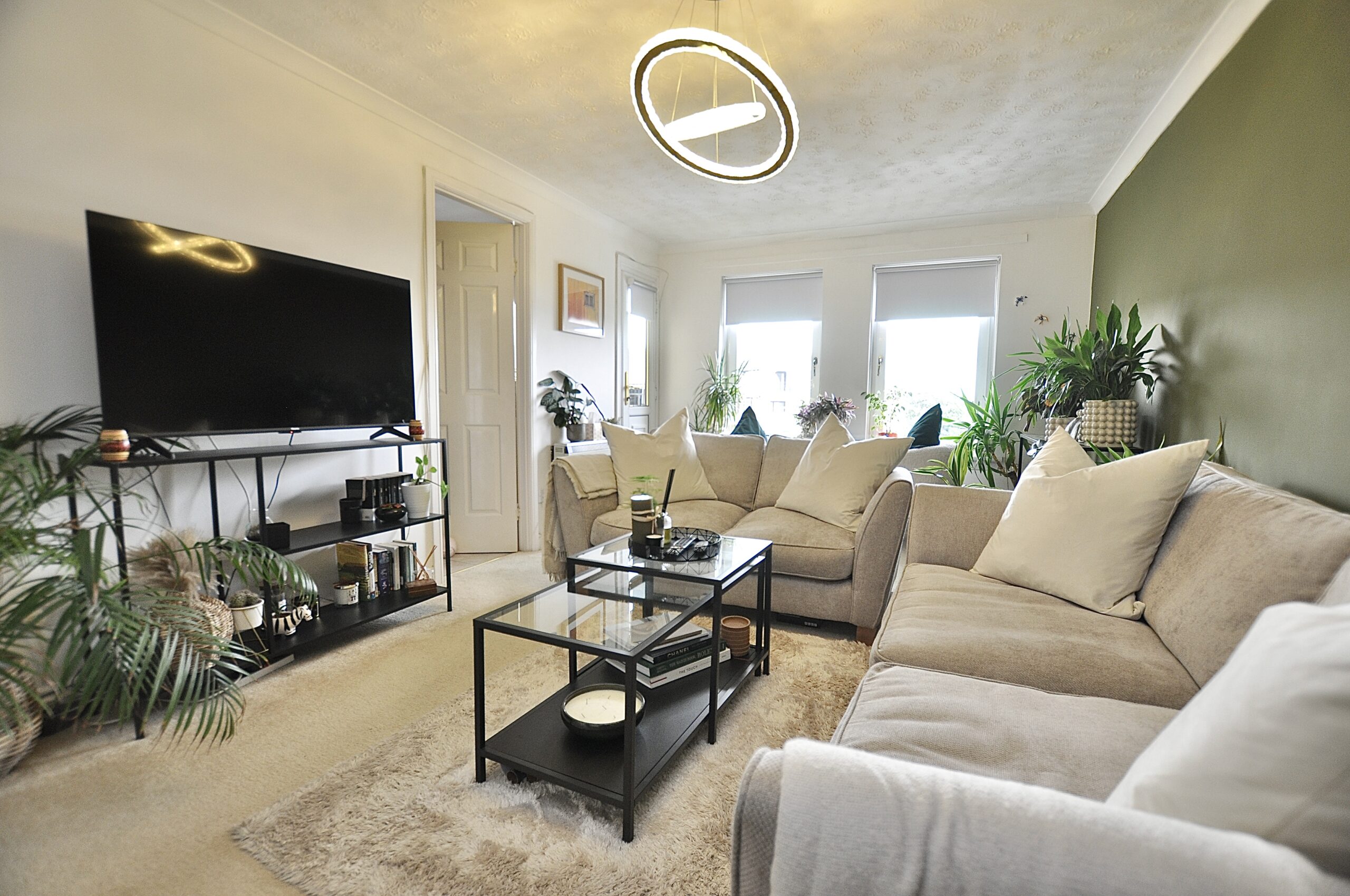 33 Hollywood, Largs, KA30 8SR Corum Property