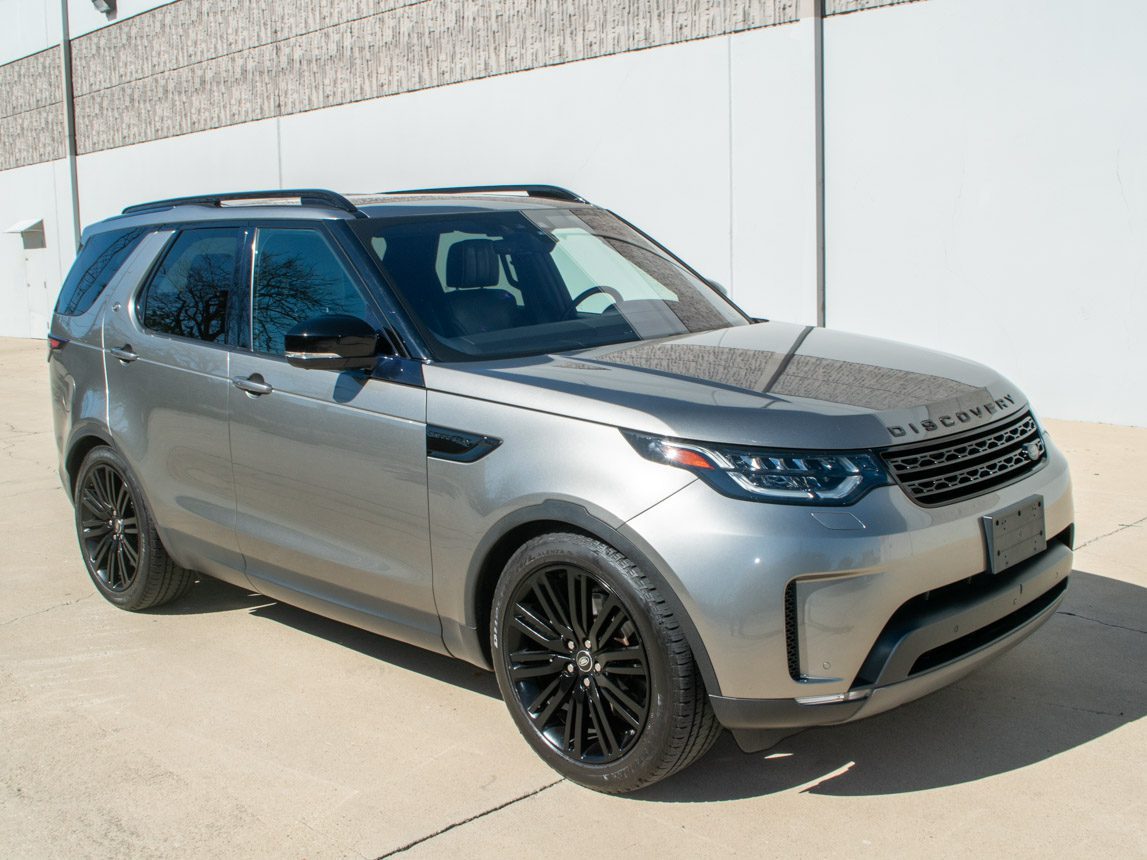 2017 Silicon Silver Land Rover Discovery HSE Luxury Corvette Mike