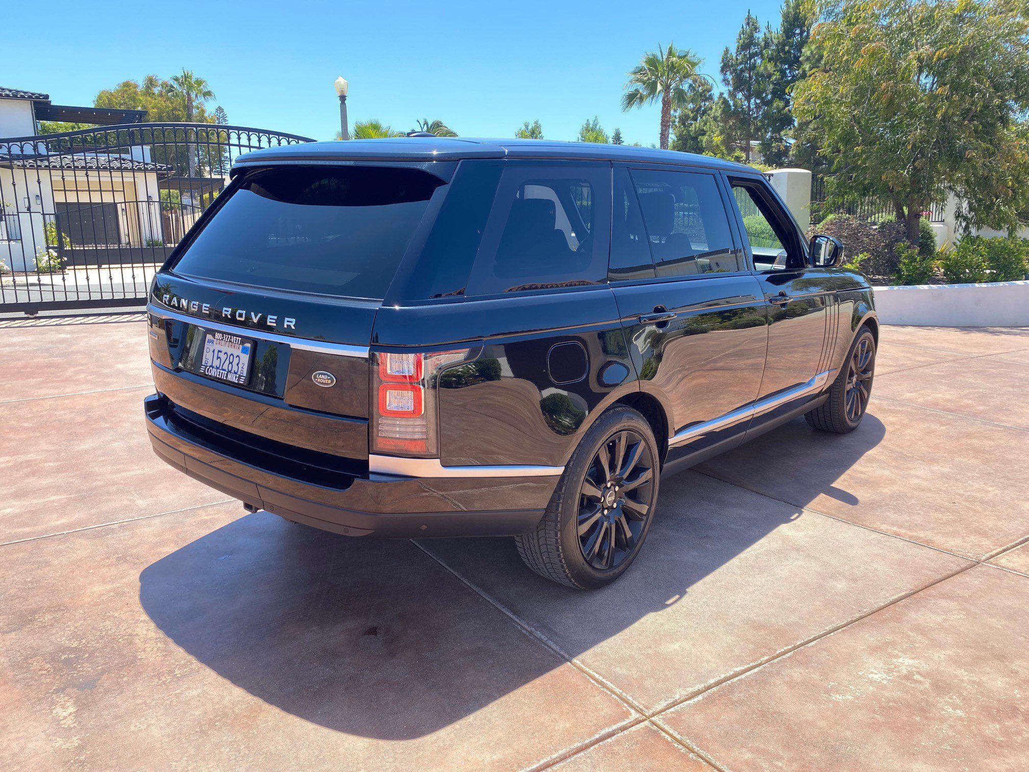 2014 Santorini Black LWB Range Rover Corvette Mike Used Chevrolet