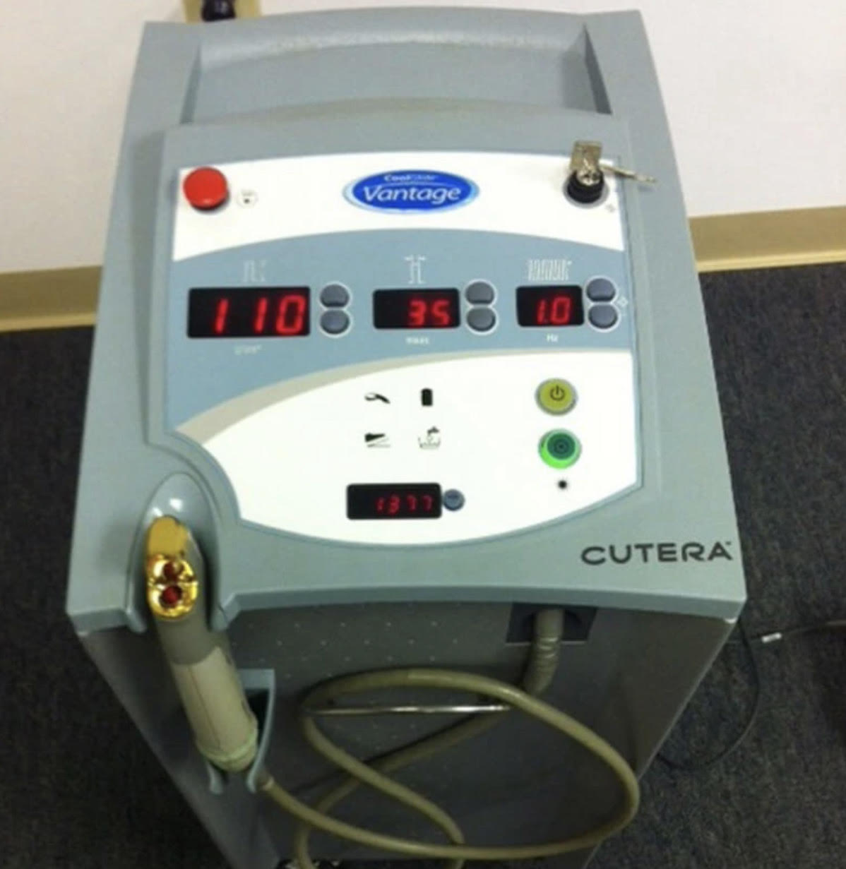 Cutera Coolglide Vantage with adjustable spot, laser genesis, and fully
