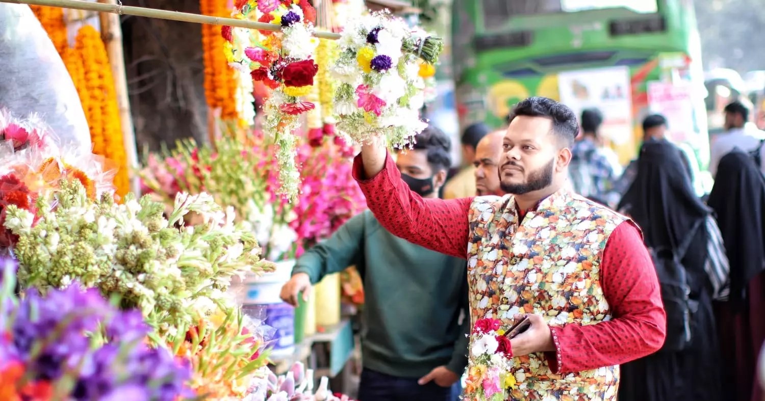 Bangladesh Flower Society Monthly sales revenue to cross Tk300 crore in February