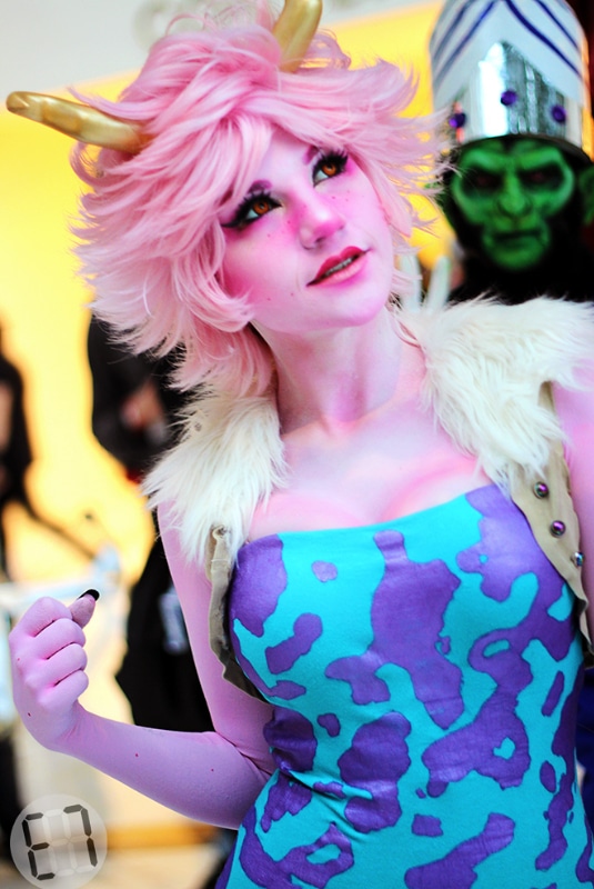 How to Pose for Great Cosplay Photos
