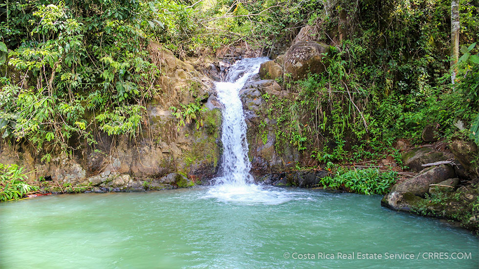 Lone Pine Ranch with Private Waterfall and Secluded Swimming Hole