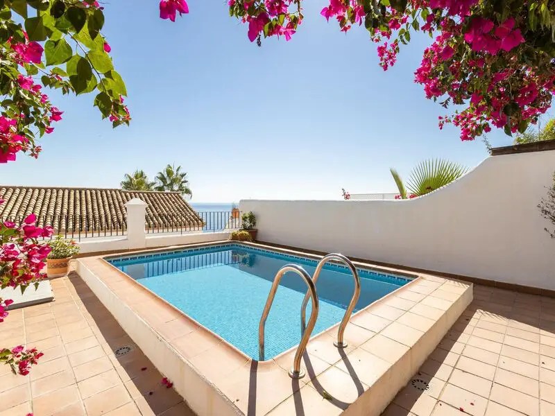 Holiday Rentals La Herradura Costa Tropical de Granada Tourist Guide