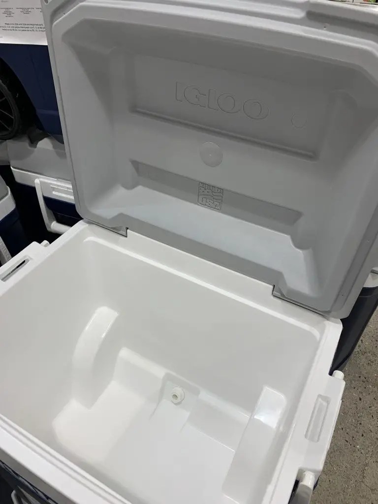 Costco Igloo Cooler, 62 QT Rolling Cooler Costco Fan