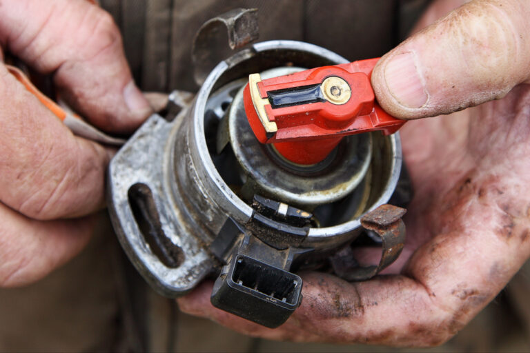 Car's Distributor Replacement Cost [Labor & Parts]