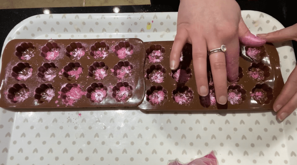 How To Make Wax Melts With Mica Powder Cosy Owl