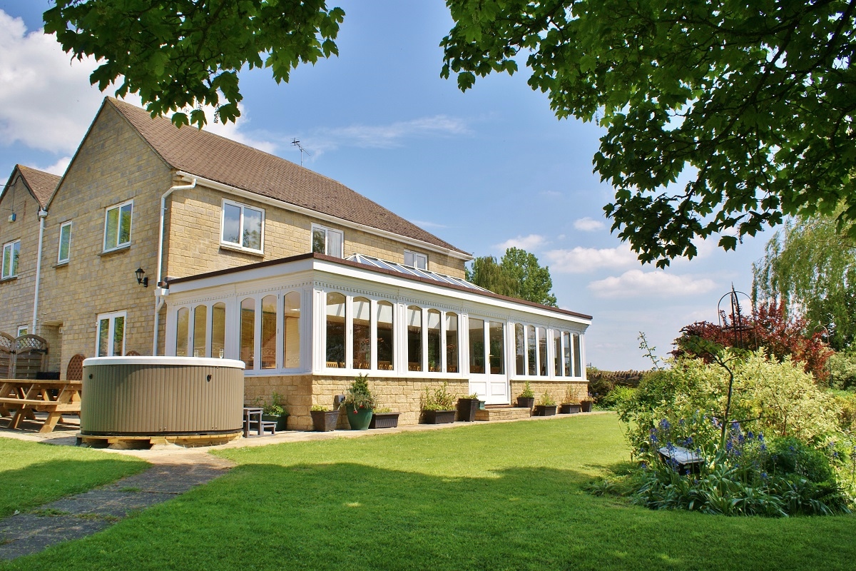  The Cotswold Manor Estate