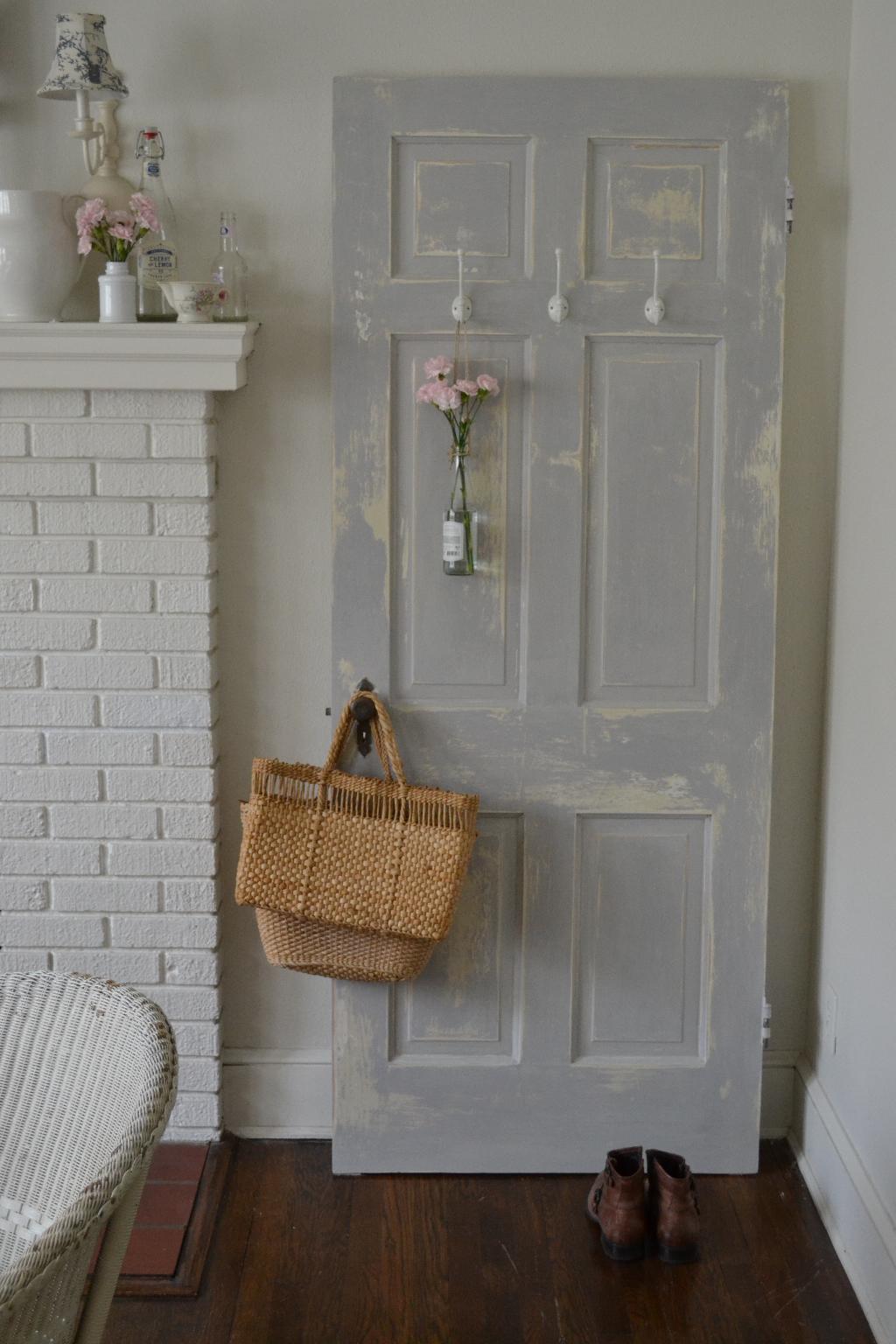 shabby door with Parisian Gray chalk paint cottage fix