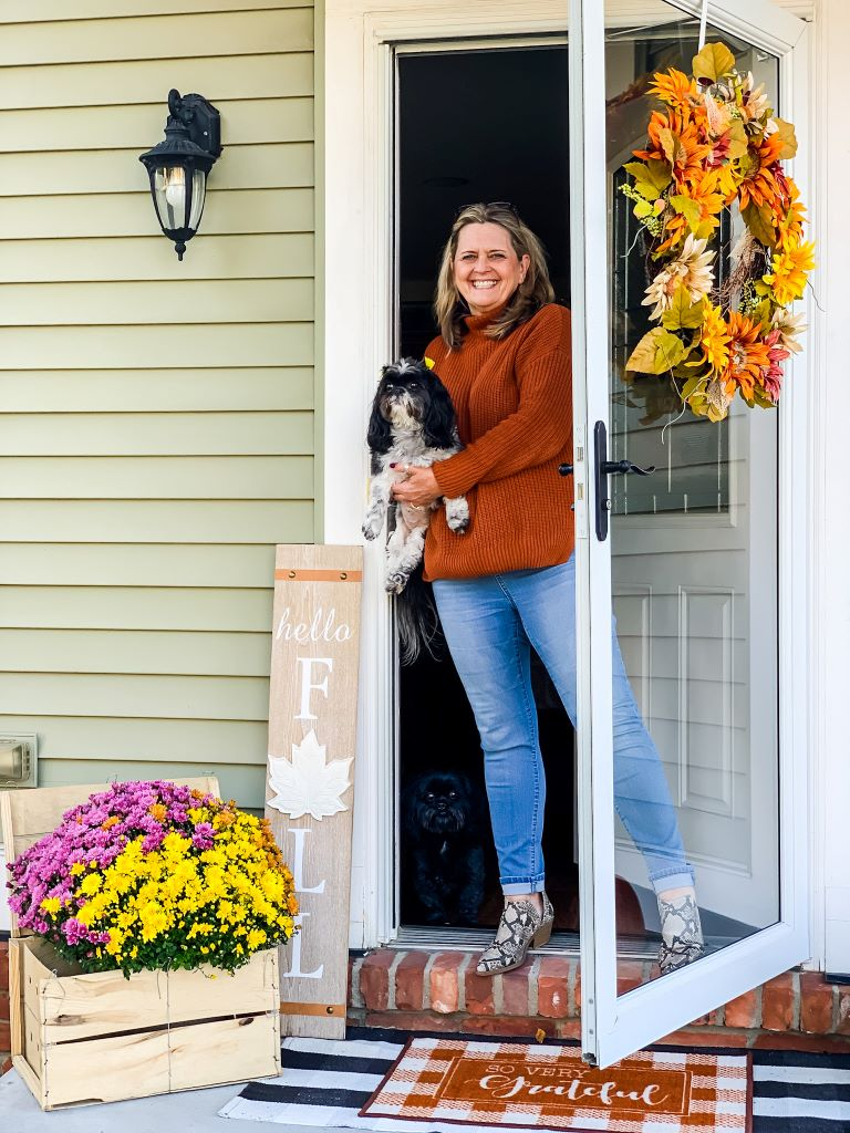 Best Fall Front Porch Decor with Colorful Mums cottage in the mitten
