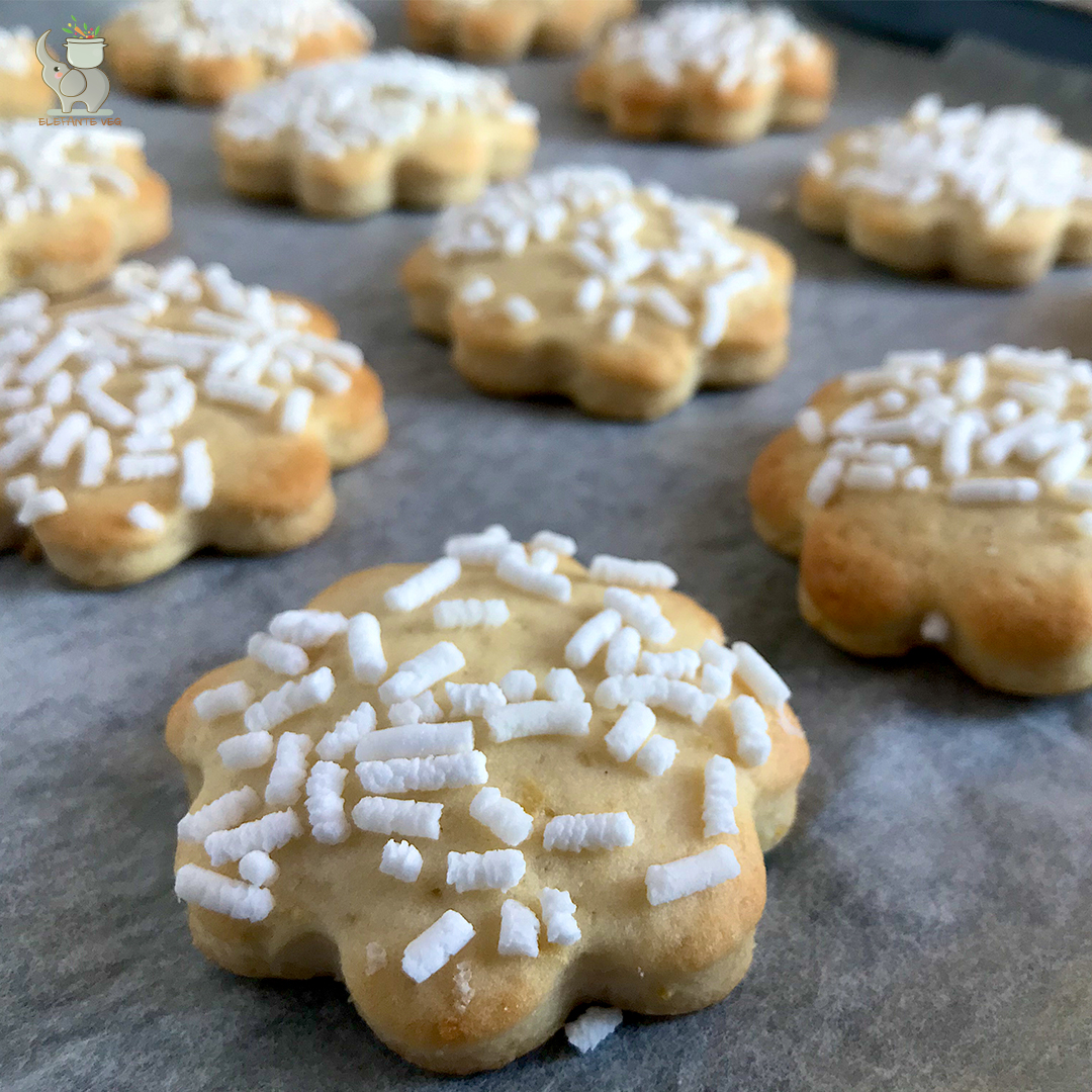Biscotti al limone senza burro e senza uova