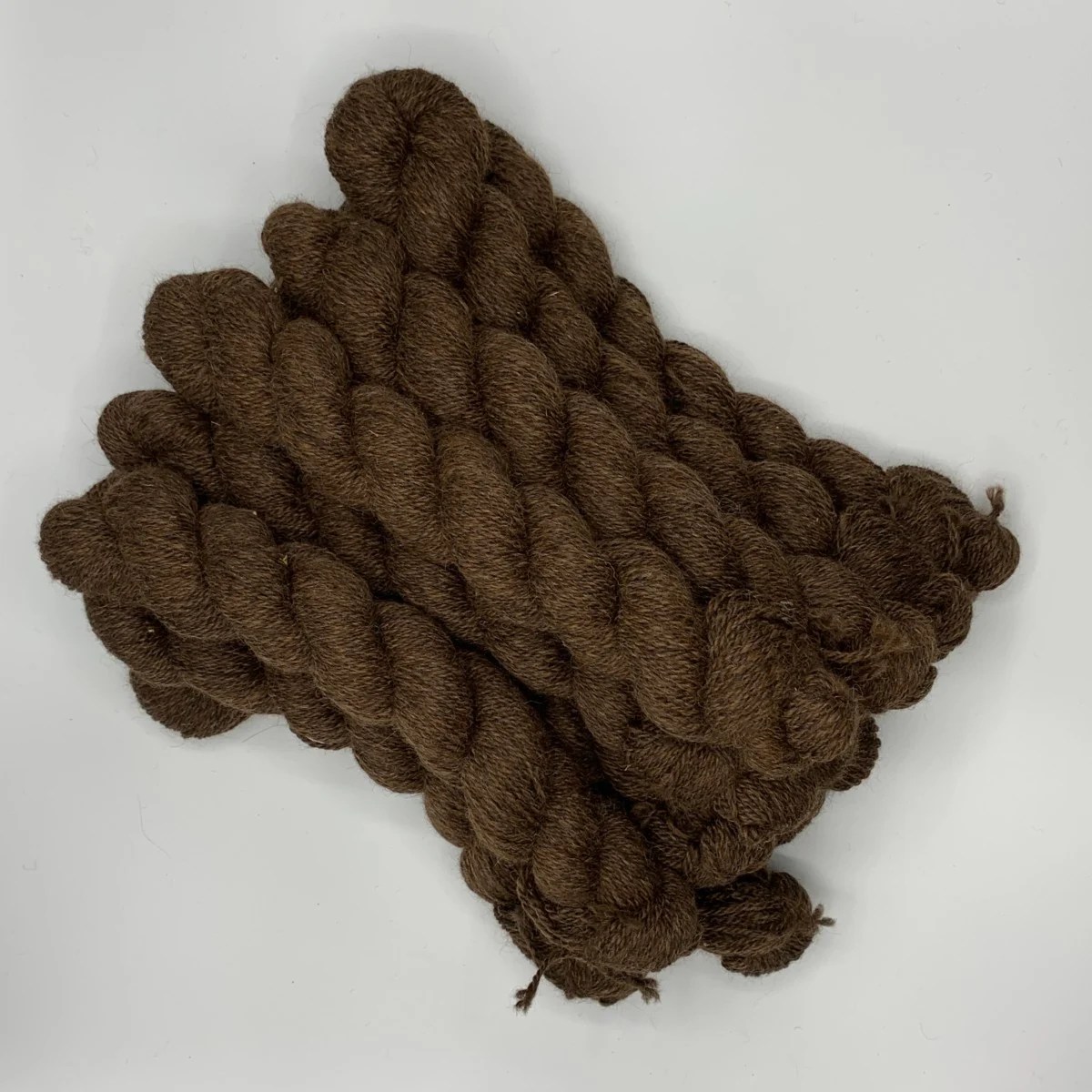 Black & Brown Tweed Worsted Yarn in Royal Alpaca