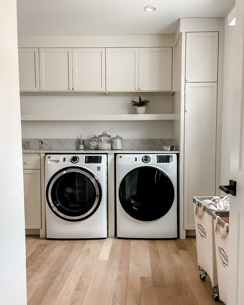 Modern minimal laundry room ideas Cotton Stem