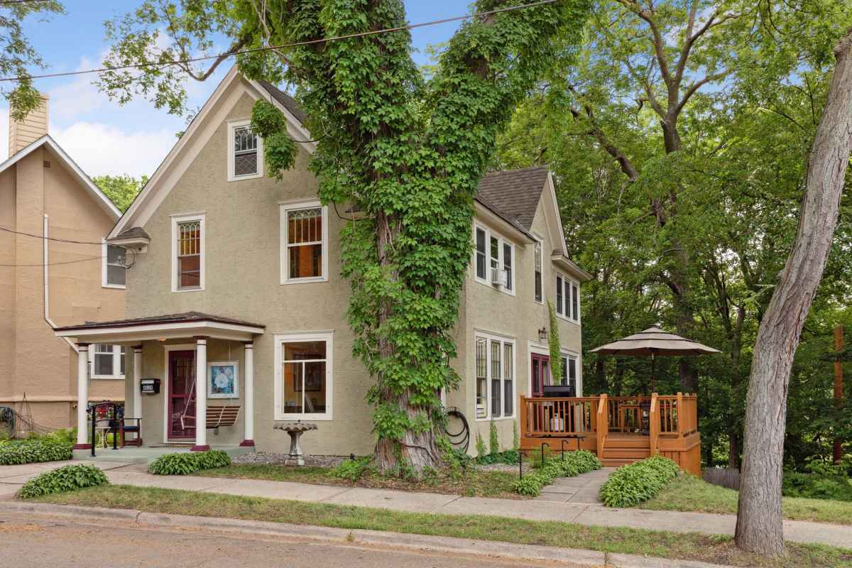 NEW PRICE! OneofaKind Lake Harriet Living! Cotty Lowry Uptown Minneapolis Real Estate